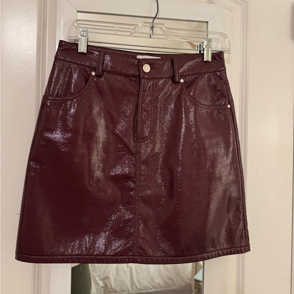 Dresses & Skirts - Maroon Mini Skirt